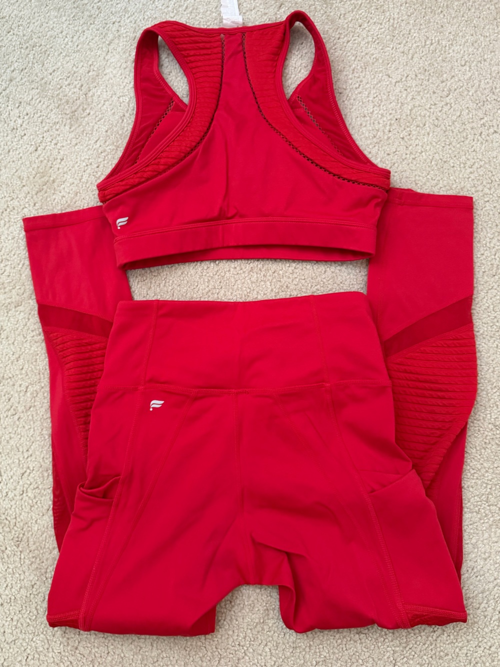 Motion365 by Fabletics Red Sports Bra & Leggings Matching Set Size Small